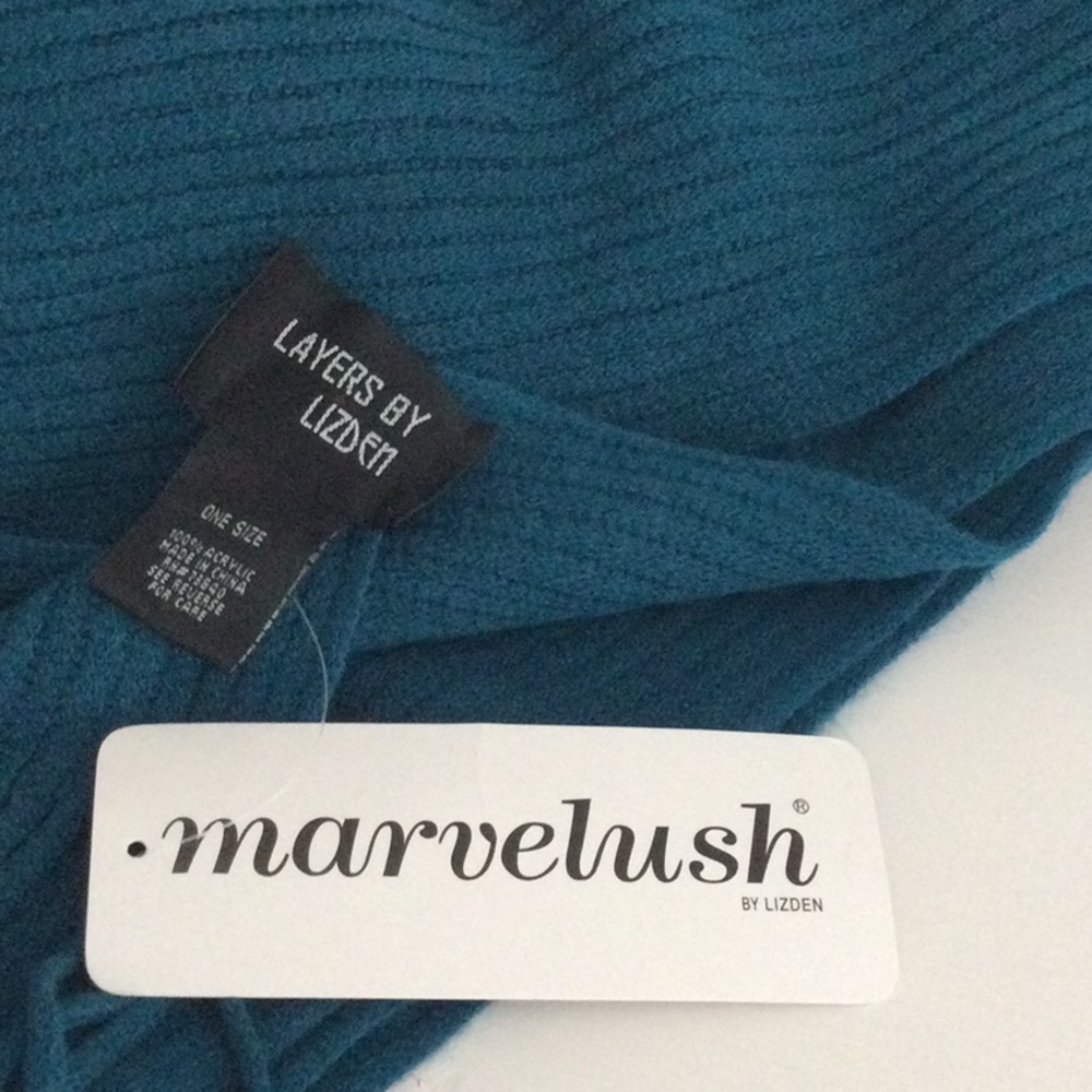Marvelush Scarf Wrap NWT